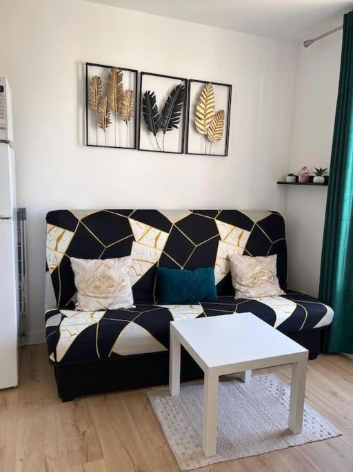 Appartement Studio A Deux Pas De Paris à Levallois-Perret Extérieur photo